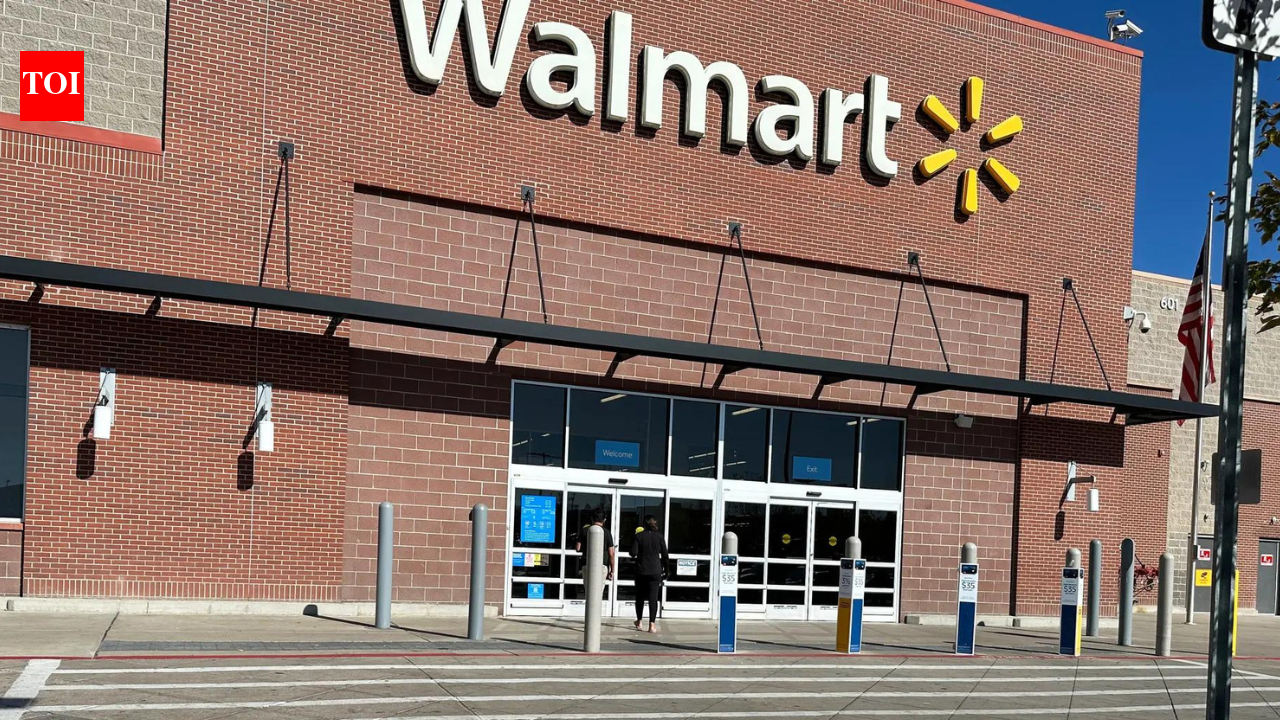 Walmart to cut 10 percent stake in PhonePe IPO