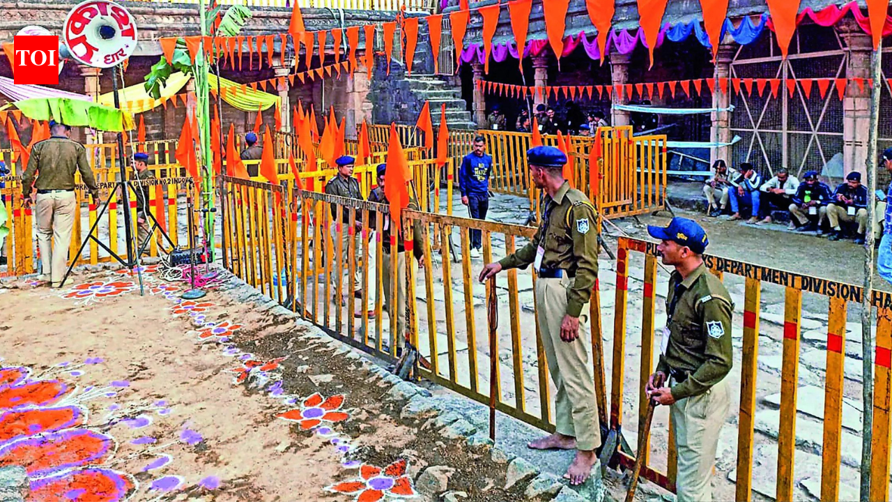 Basant Panchami, Friday prayers in separate areas of MP's Bhojshala today: SC