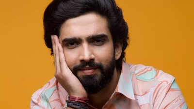 Amaal Mallik REVEALS he is getting offers to portray ANTAGONIST; 'Why dont you play villain in SOUTH film?'