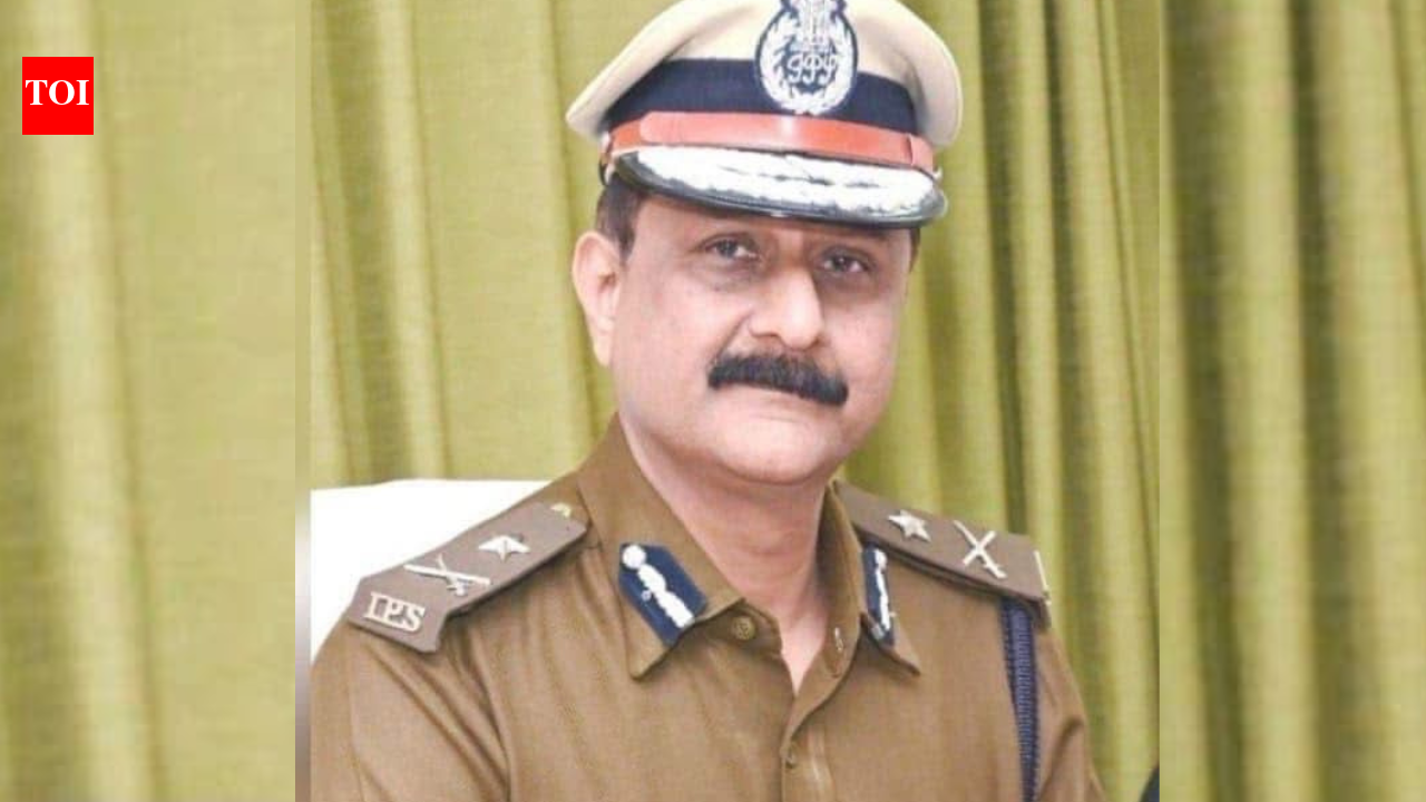 IPS Sanjeev Shukla appointed as first police commissioner of Raipur