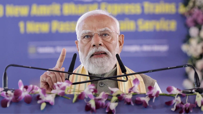 Tamil Nadu polls: PM Modi says state ready to bid farewell to ‘corrupt’ DMK; Stalin hits back