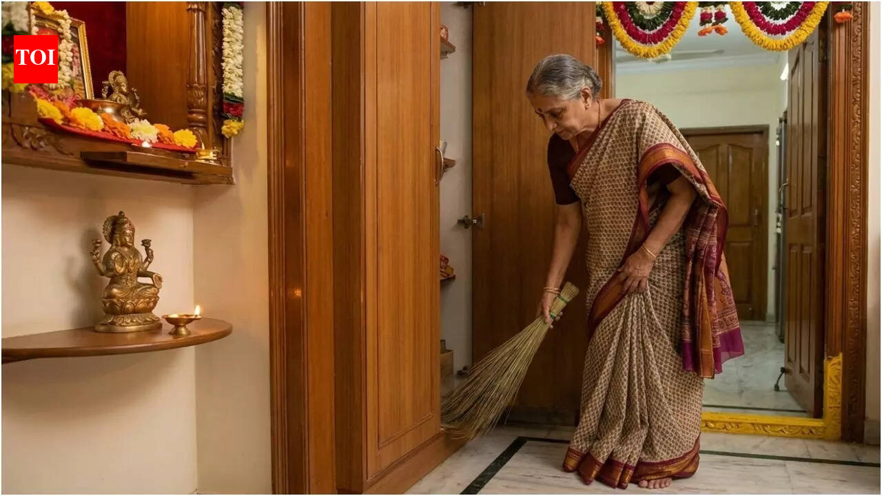 Vastu shastra explain the spiritual significance of the household broom