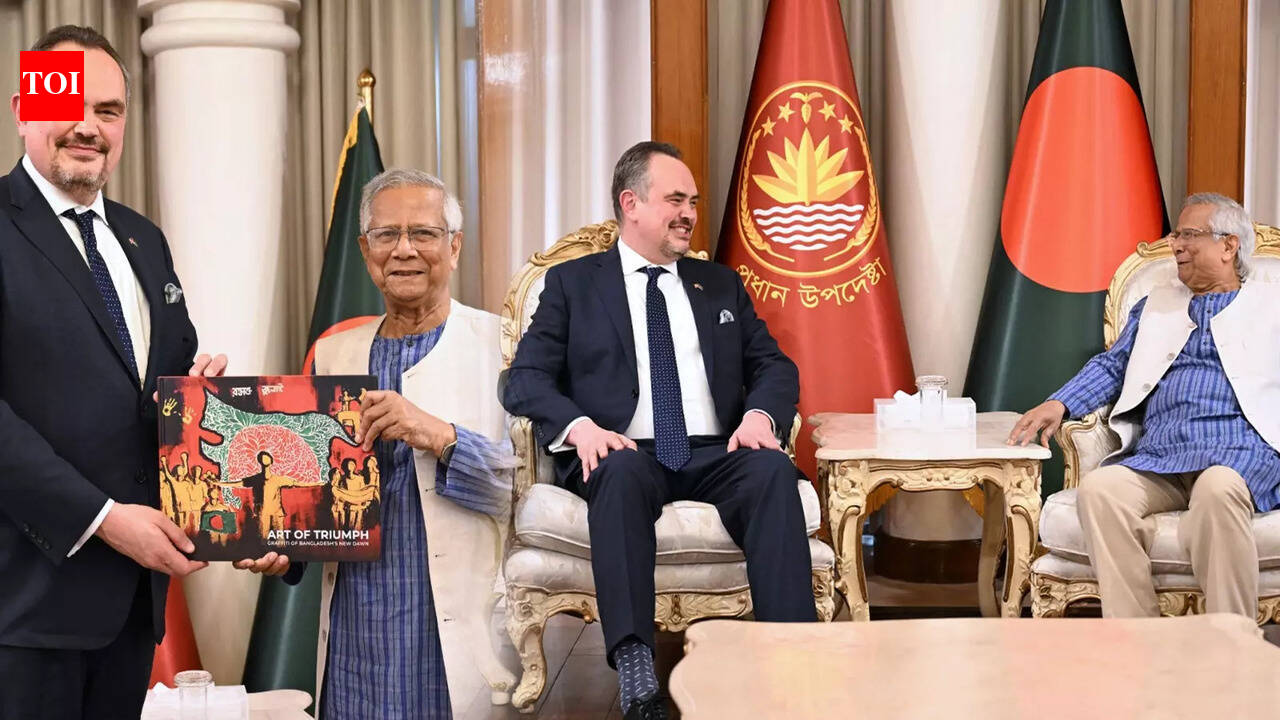 Yunus Sparks Fresh Alarm As Greater Bangladesh Map Gifted To US Envoy Includes India’s Northeast
