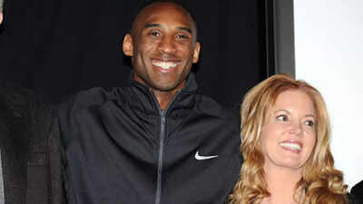kobe-bryant-and-jeanie-buss.jpg