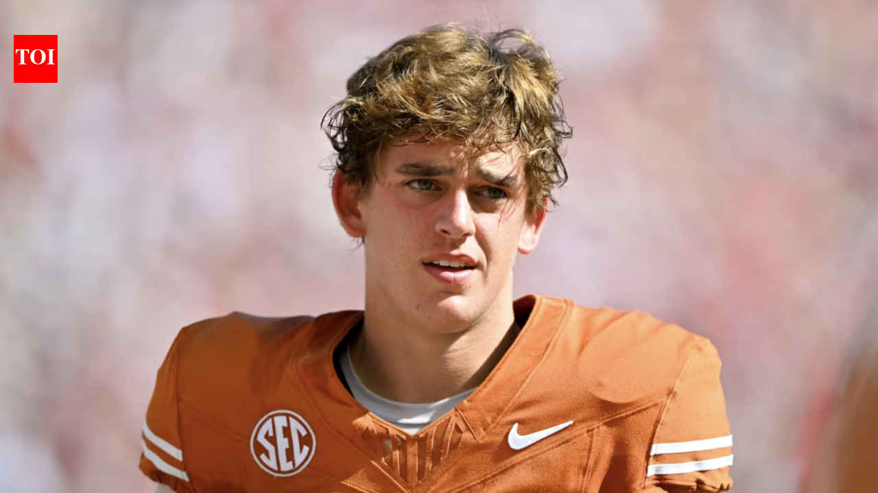 Texas QB Arch Manning undergoes minor foot surgery ahead of spring football