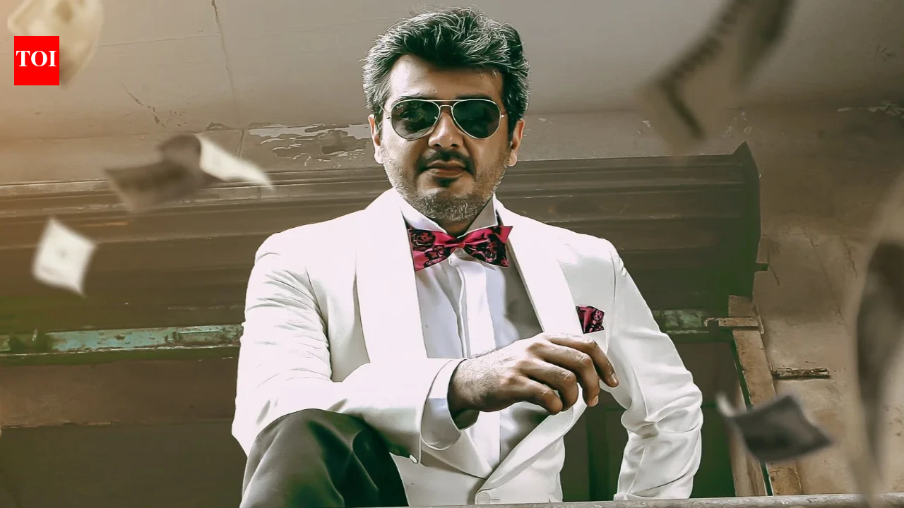 ‘Mankatha’ re-release: Ajith Kumar fans burst crackers inside hall