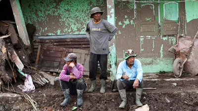 7 dead, 80 missing due to landslide in Indonesia's West Java province