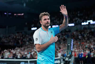 Heroic Australian Open farewell for Stan Wawrinka in loss to Taylor Fritz
