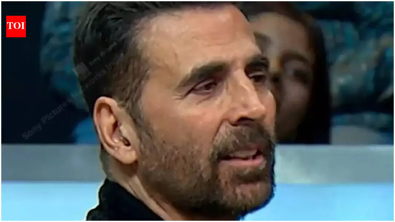 Wheel Of Fortune: Akshay Kumar’s hilarious banter with contestant Ravinder steals the show; watch
