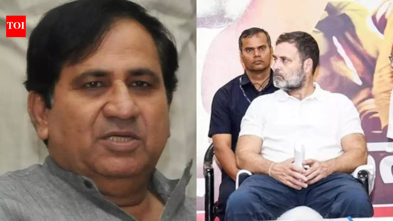 'Darpok, insecure': Former Cong leader Shakeel Ahmad's scathing attack on Rahul Gandhi