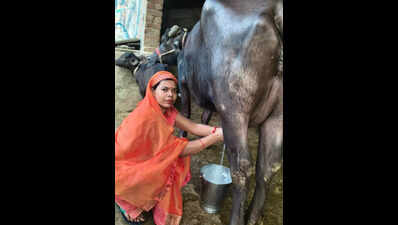 2 Gorakhpur Lakhpati Didis spl guests at R-Day parade in Delhi