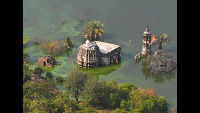 India’s meteor crater Lonar lake faces an unlikely threat: Massive rise ...