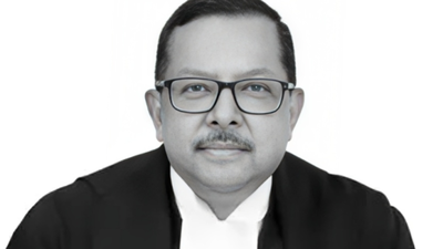 Supreme Court judge slams collegium for transfer on government nudge