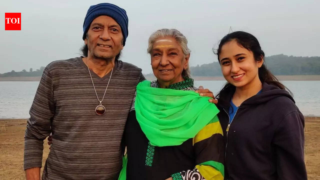 S Janaki’s granddaughter BREAKS silence, clears air on her father Murali Krishna’s death and other rumours