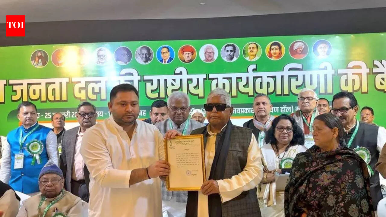With father Lalu on stage, Tejashwi named RJD's No. 2; sister Rohini protests
