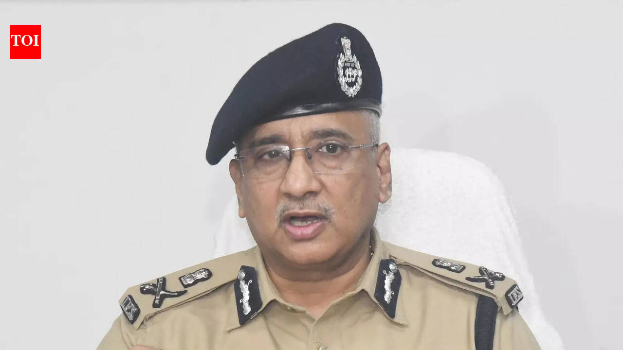 Three police personnel, including DG (Ops), get gallantry awards