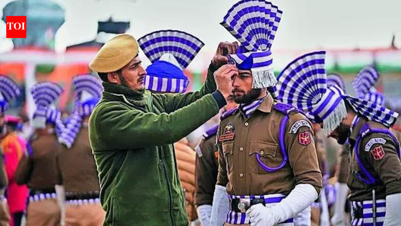 Jammu & Kashmir police tops gallantry list, Maharashtra second