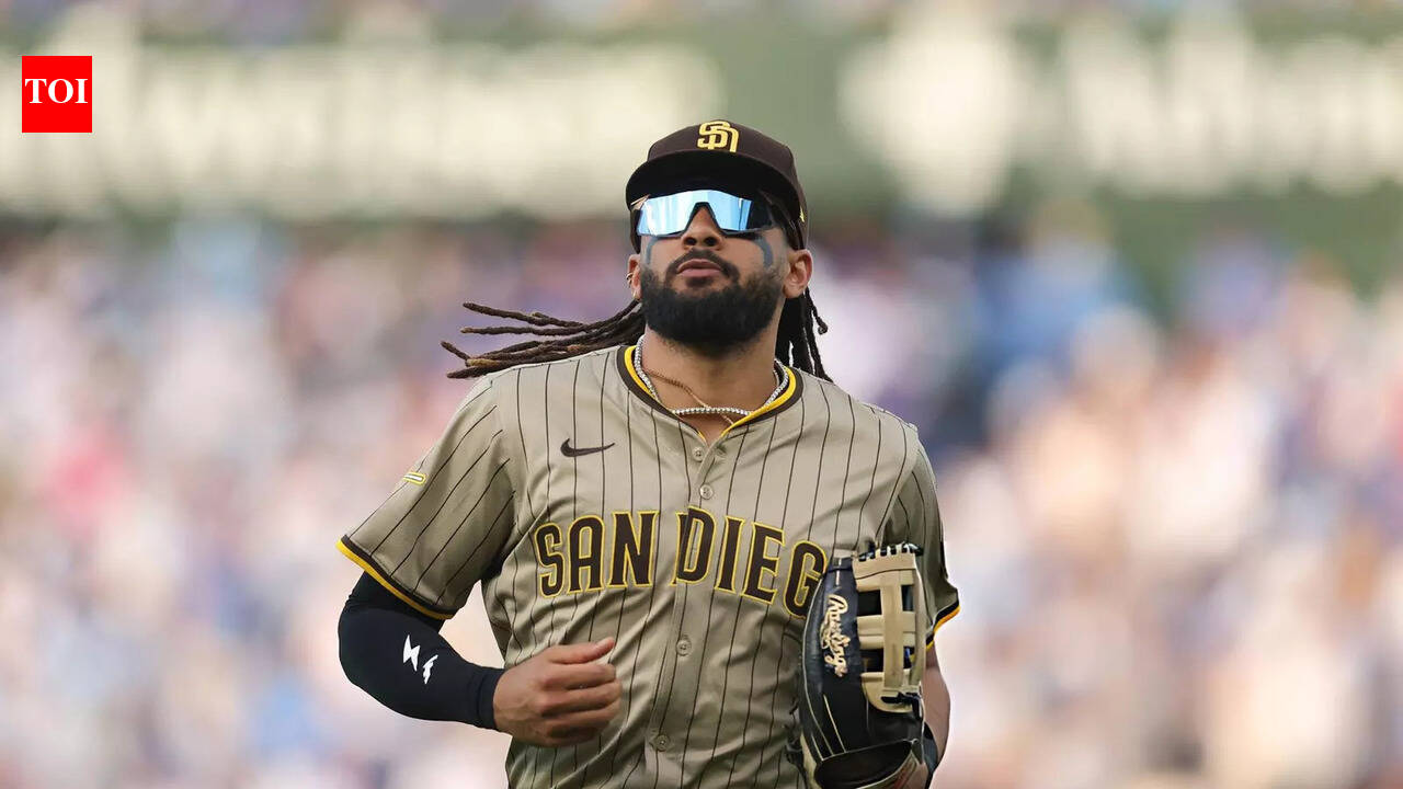 Fernando Tatis Jr. responds to Luis Arraez amid free agency as San Diego Padres weigh roster moves for 2026 | MLB News