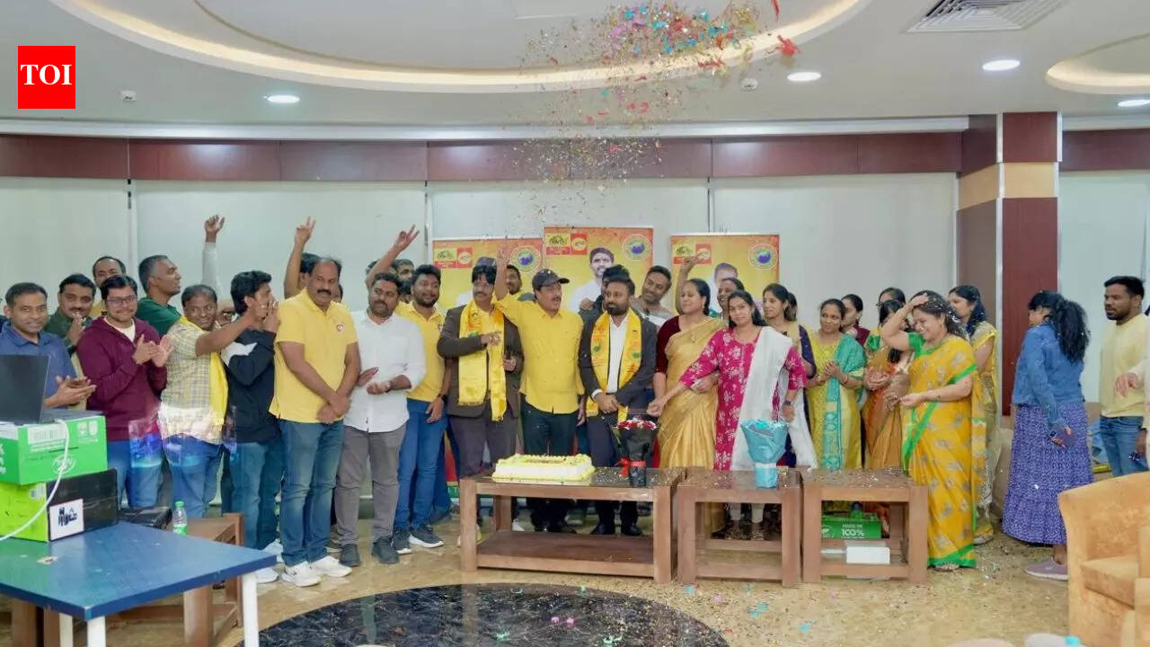 Ministers lauds commitment of TDP cadre in Gulf countries at Lokesh birthday celebration