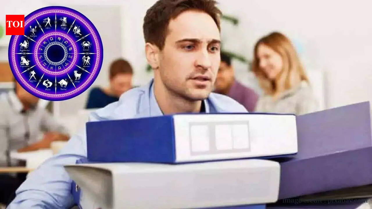 Daily Career Horoscope, January 29, 2026: A golden opportunity is around the corner, these signs must stay alert