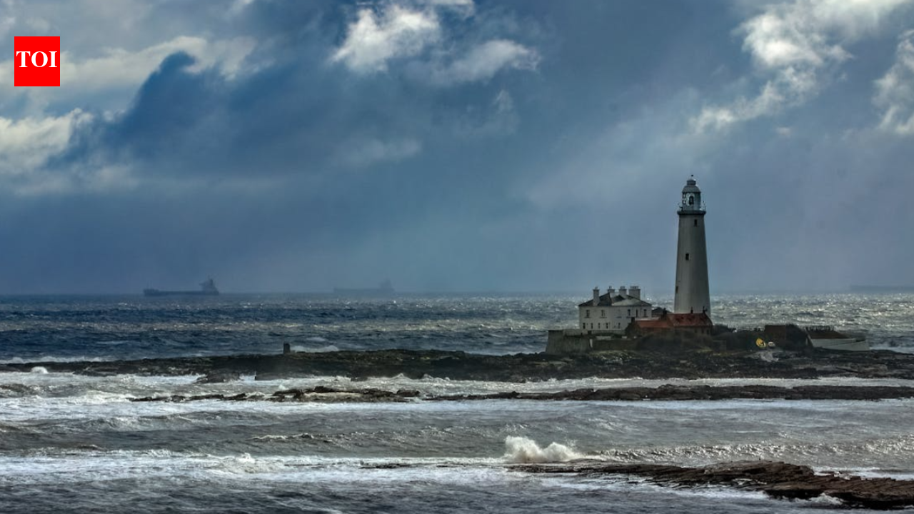 Alert: UK households urged to stockpile three essentials ahead of Storm Chandra power cut risk