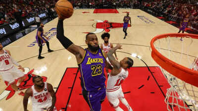 Is LeBron James playing tonight vs the Chicago Bulls? Latest update on the Los Angeles Lakers star's injury report (January 26, 2026)