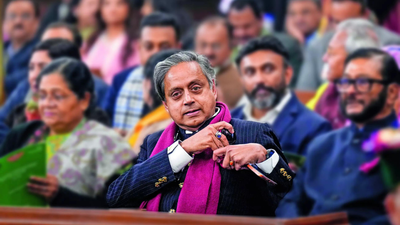 Congress brass may meet Shashi Tharoor to settle issues