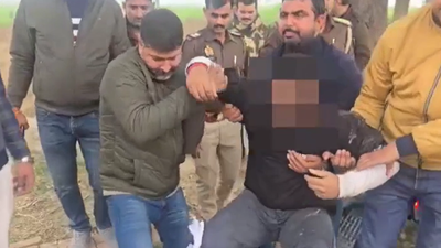 Wanted criminal cornered in Delhi Police encounter