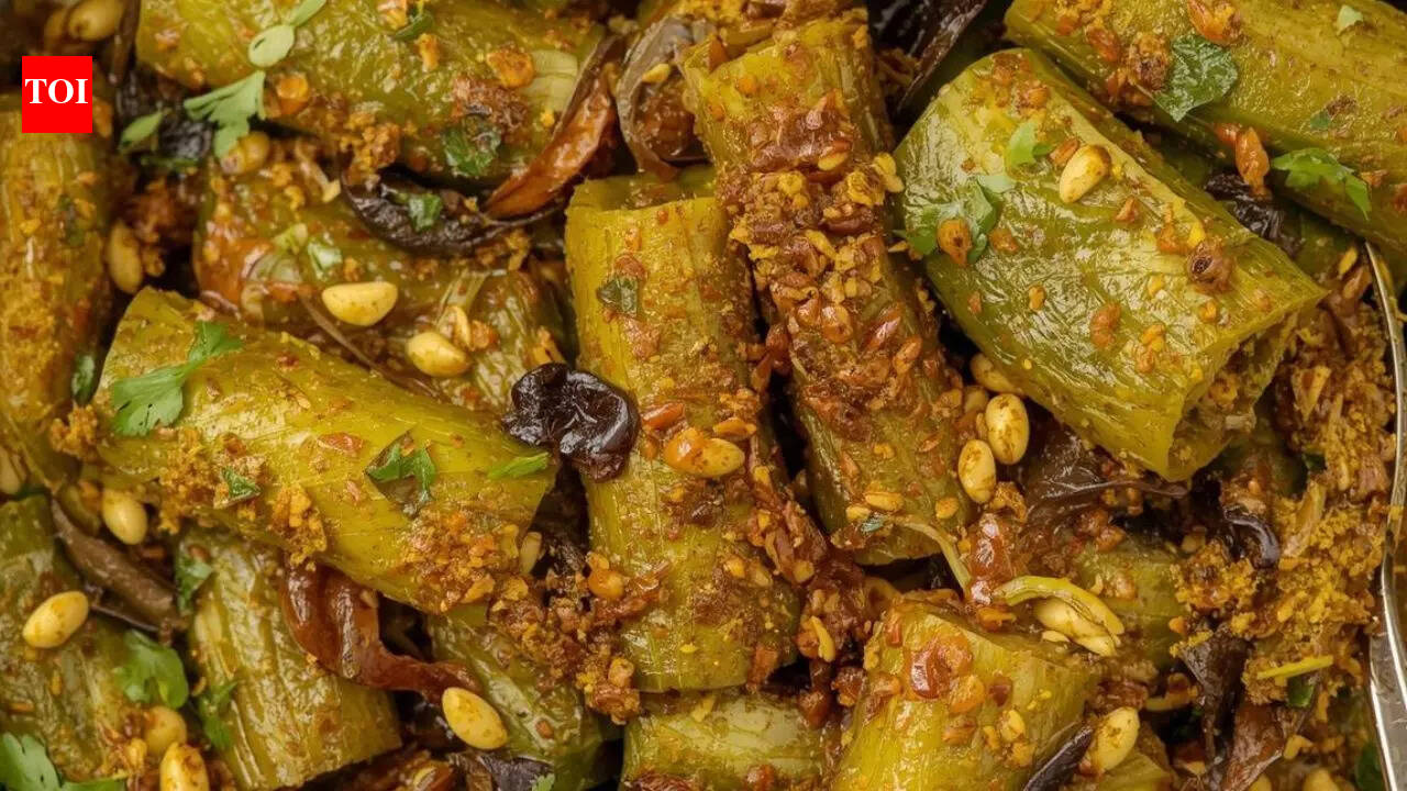 How to cook arbi ke patte ki sabzi at home