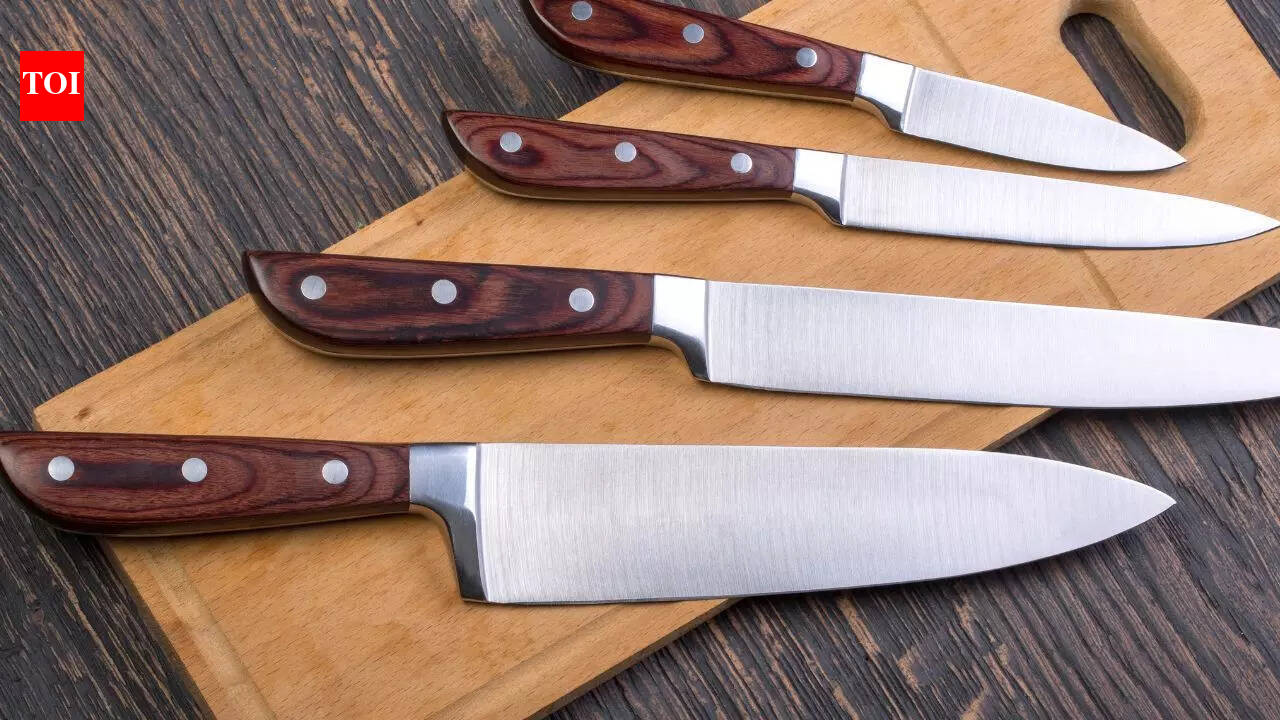 How to sharpen dull kitchen knives at home using simple tricks