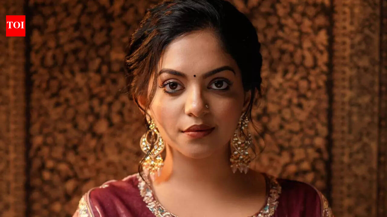 ‘Is it a coincidence that all the women are seated behind?’ Ahaana Krishna on Kerala State film awards ceremony seating arrangement