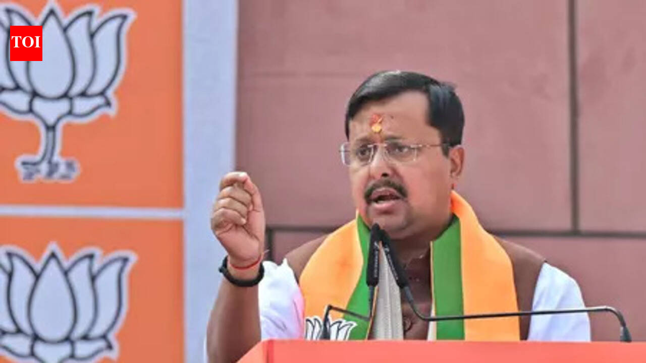 Security categories of ruling, opposition leaders revised