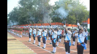 Flag hoisting, parades, cultural shows mark R-Day in Kanpur