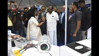 Central govt plans to increase EV charging stations in country, says heavy industries minister