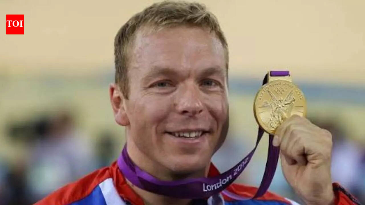 Olympic legend Sir Chris Hoy shows 12-week fight back after worst crash left him with broken leg