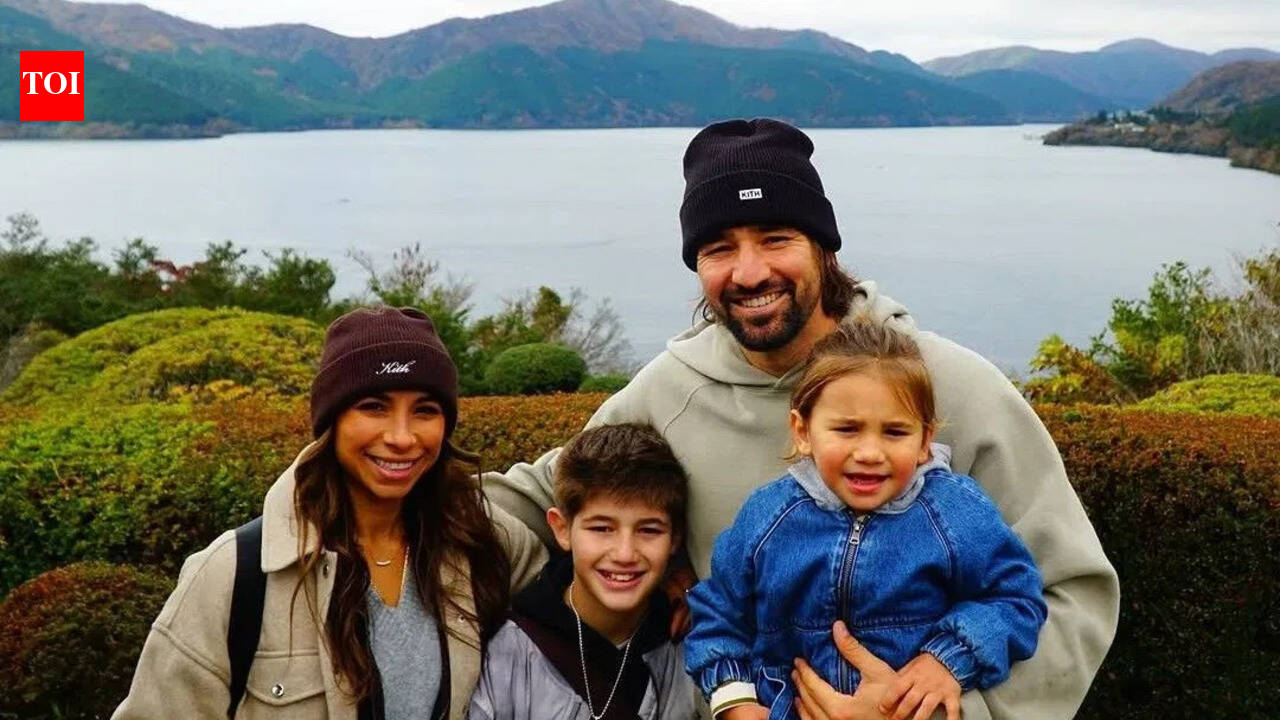 Nick Castellanos' wife Jessica shares a playful moment with their child in a lighthearted Instagram Story