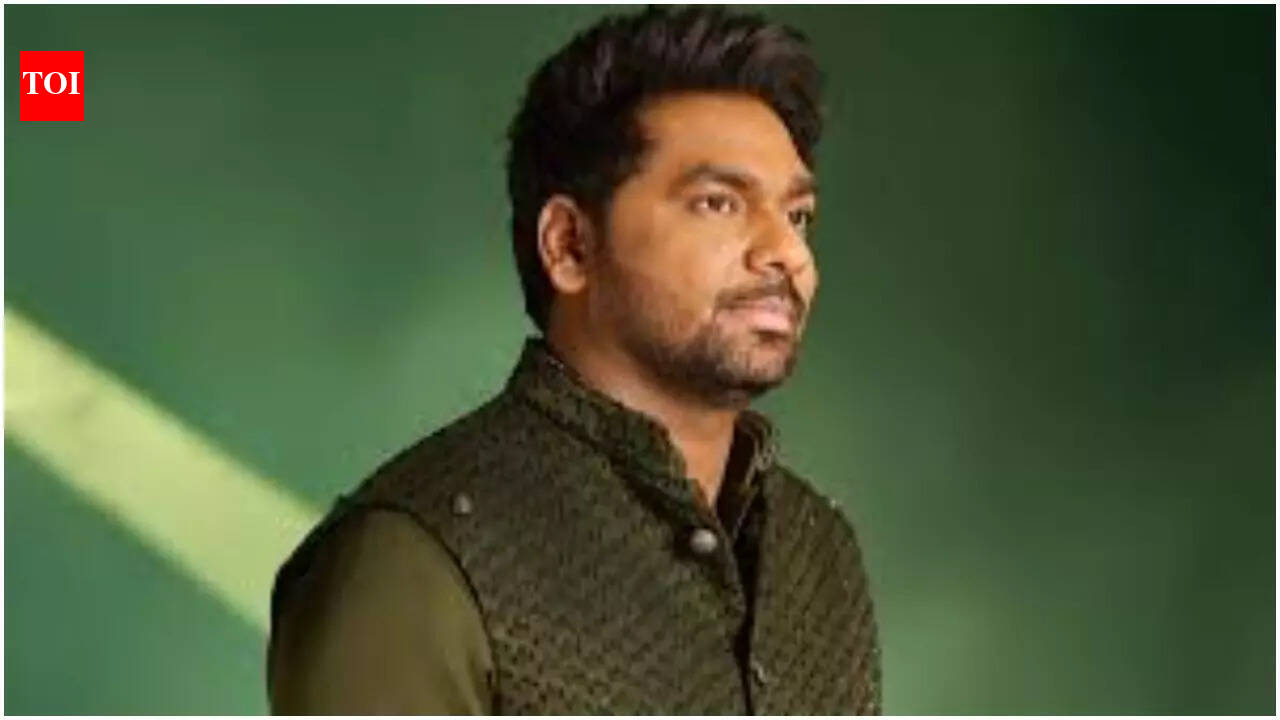 Stand up comedian Zakir Khan announces break from comedy, opens up about battling genetic illnesses: ‘Have damaged my body myself’