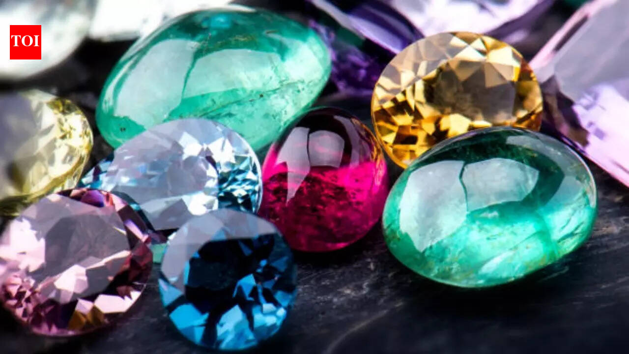 Gemstones to Wear for Healthy Relationships