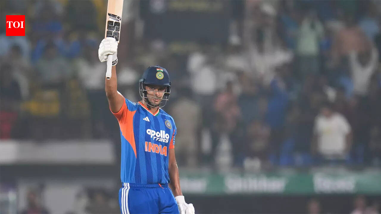 IND vs NZ: Rinku, Pandya depart; India in deep trouble