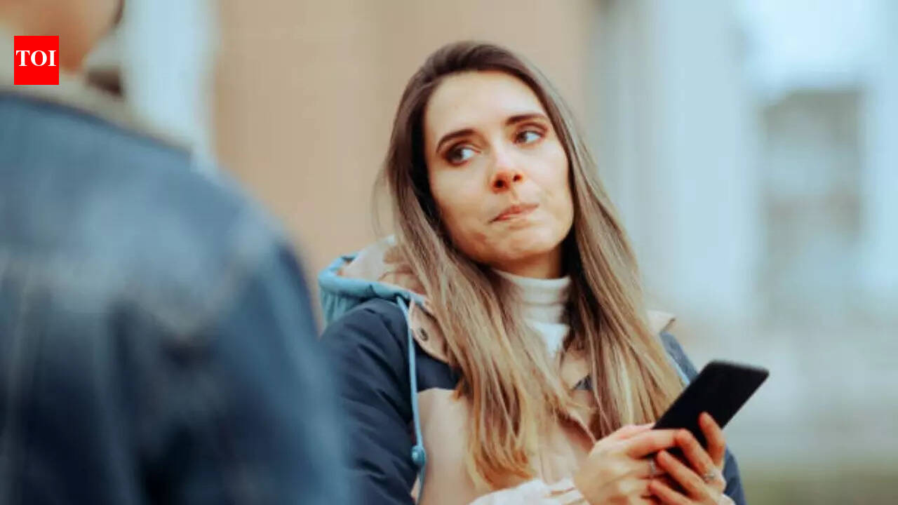 Zodiac signs who are possessive in love