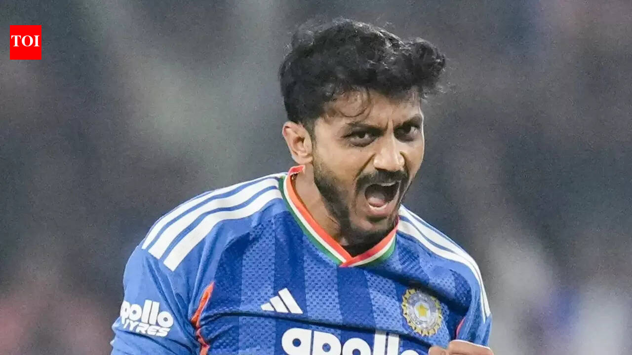 'Didn't know I was going to bat at 5': Axar Patel credits 'Virat bhai' for World Cup final knock