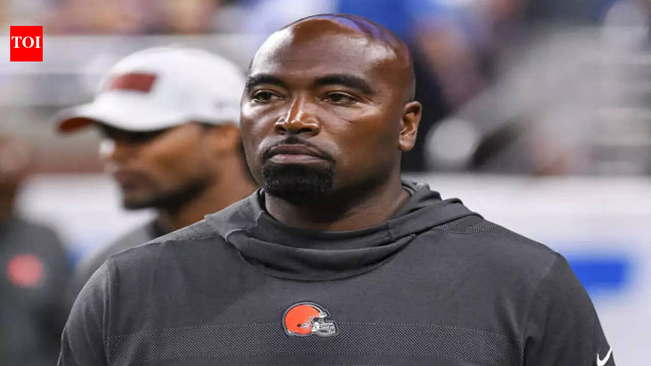 Pittsburgh Steelers expected to hire Adam Henry as wide receivers coach, according to NFL insider