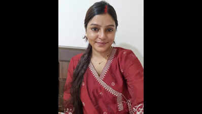 Jaunpur village mourns death of its daughter Pinky Mali in plane crash