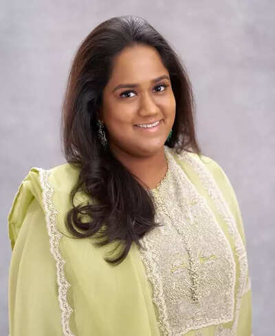 अर्पिता खान शर्मा ने खान परिवार में 'नए सदस्य' का स्वागत किया; अपने भतीजे की गर्लफ्रेंड अयान अग्निहोत्री को जन्मदिन की शुभकामनाएं देते हैं