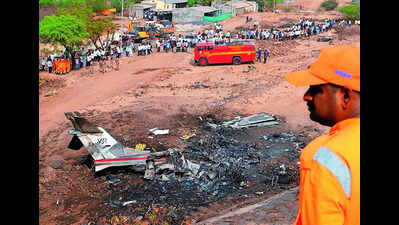 8.44am: Clock runs out, doors lock, Baramati stops for Ajit's final date