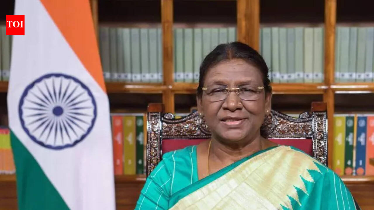 Issues of national interest must be above differences: President