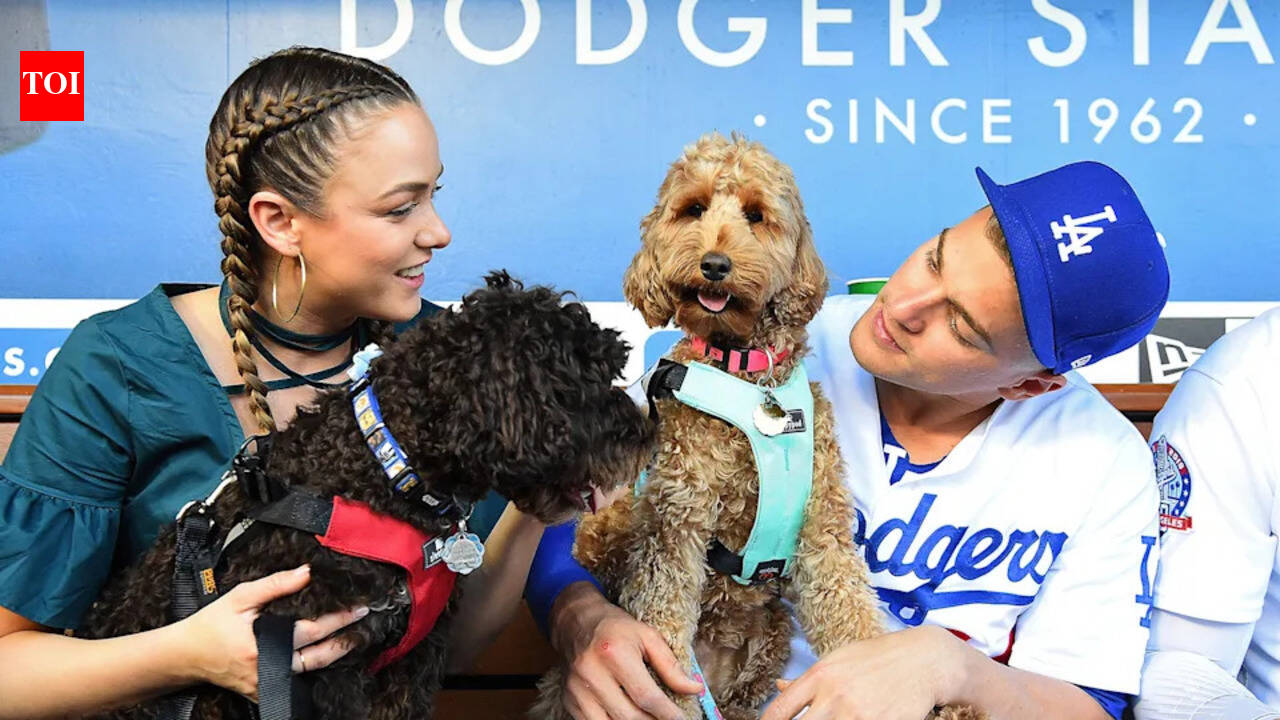 Kiké Hernández and his wife Mariana Vicente share a heartfelt birthday moment with their beloved pet Arizona