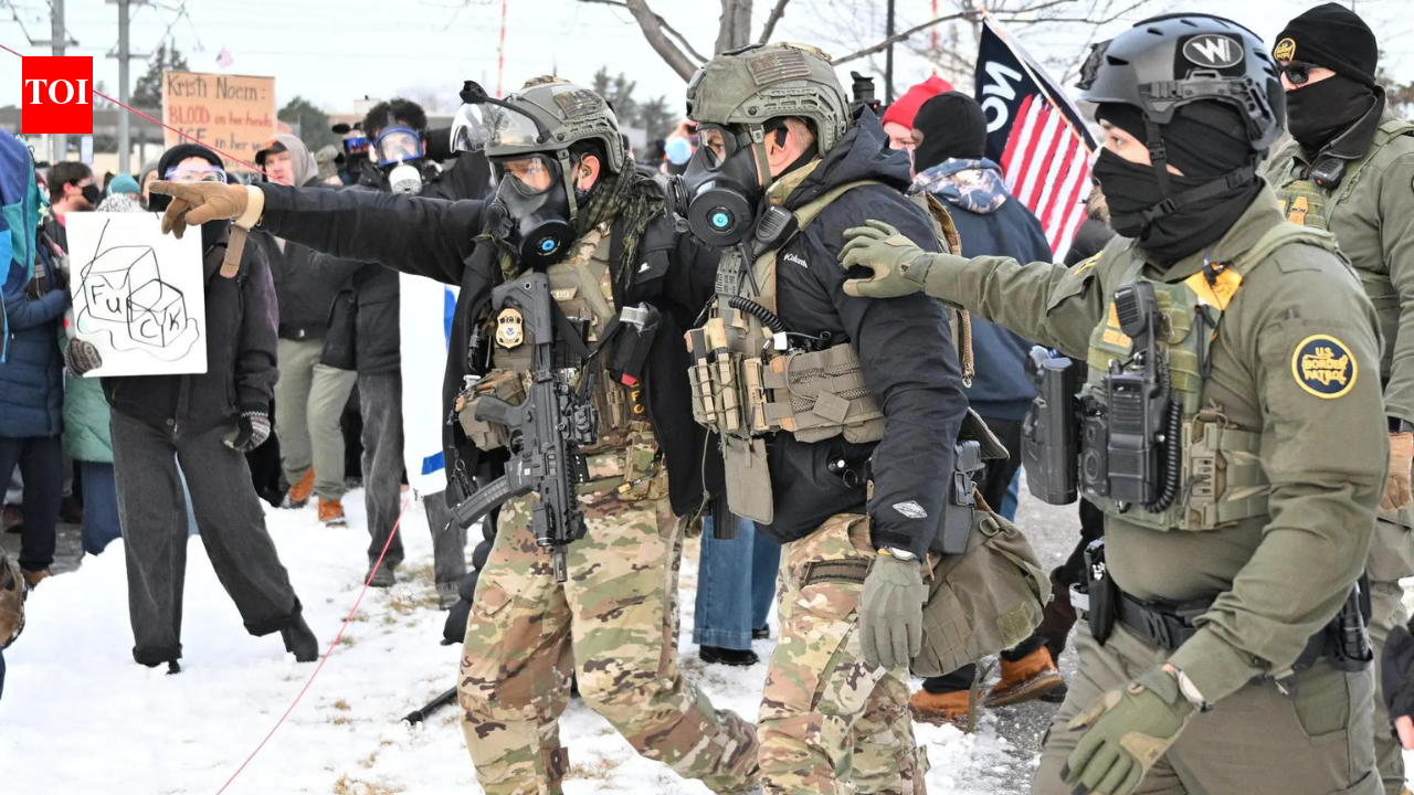 ICE issues ‘do not engage’ order to its agents as backlash grows after Alex Pretti shooting