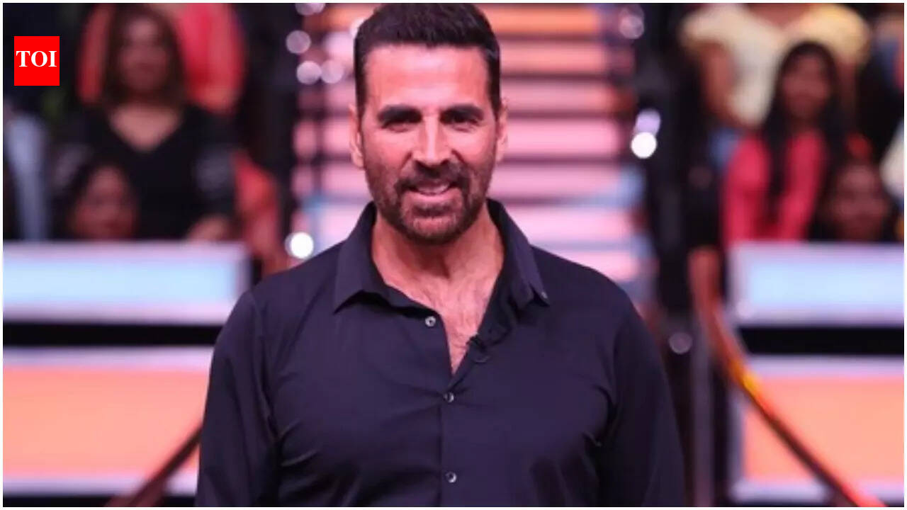 Wheel Of Fortune: Akshay Kumar reveals Chunkey Panday was his acting mentor; Gulshan Grover cracks a hilarious punch