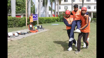 Earthquake safety fortnight ends with SDRF mock drill at GEC Buxar